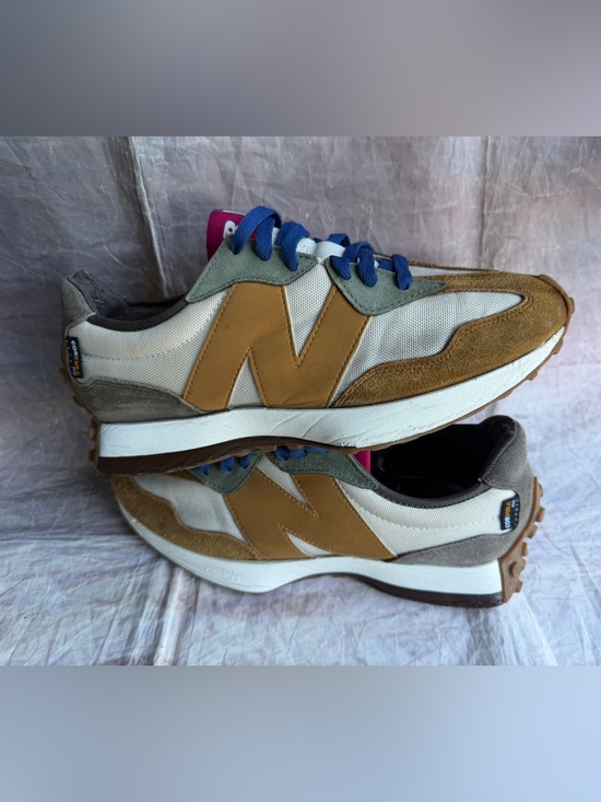 New Balance Other - New Balance 327 “Earth” Men’s size 10.5